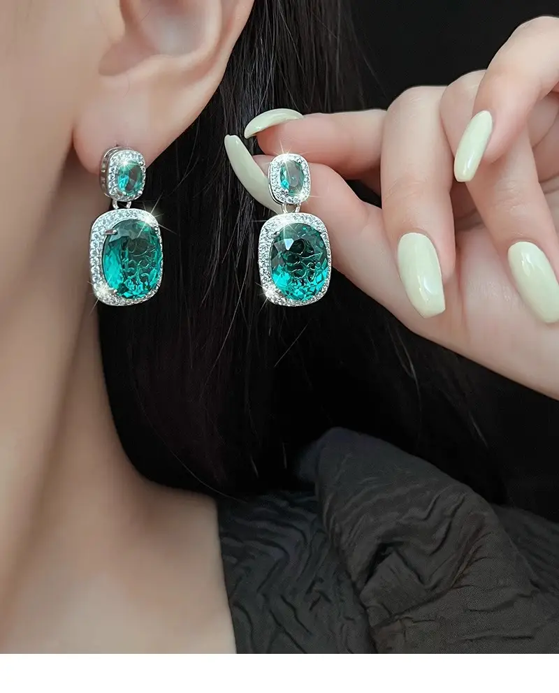 Green Crystal Treasure Ring for Women — feature 12