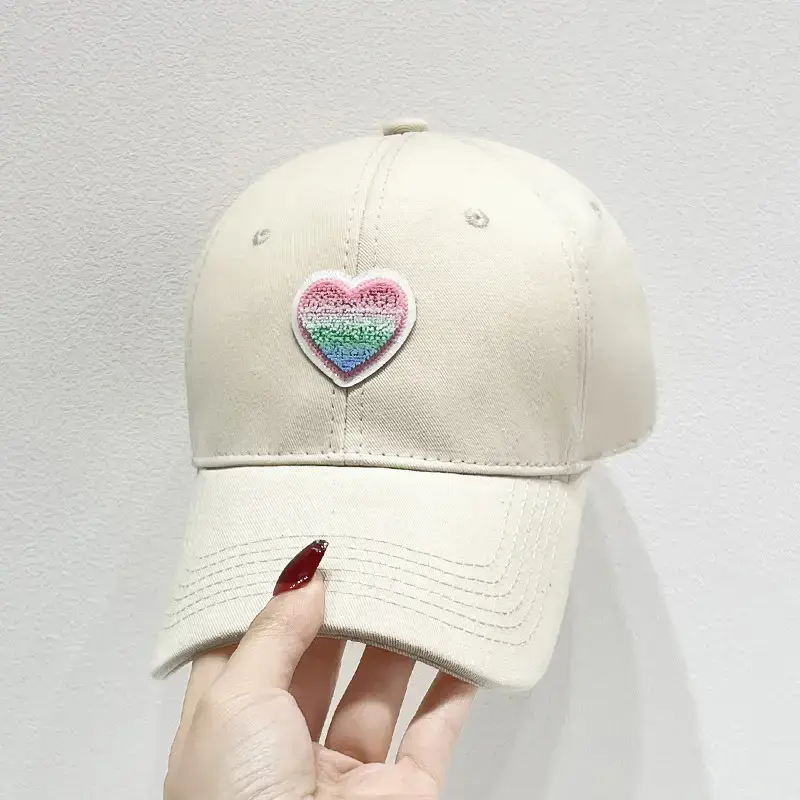 Women's White Heart Embroidered Baseball Cap - Image 2