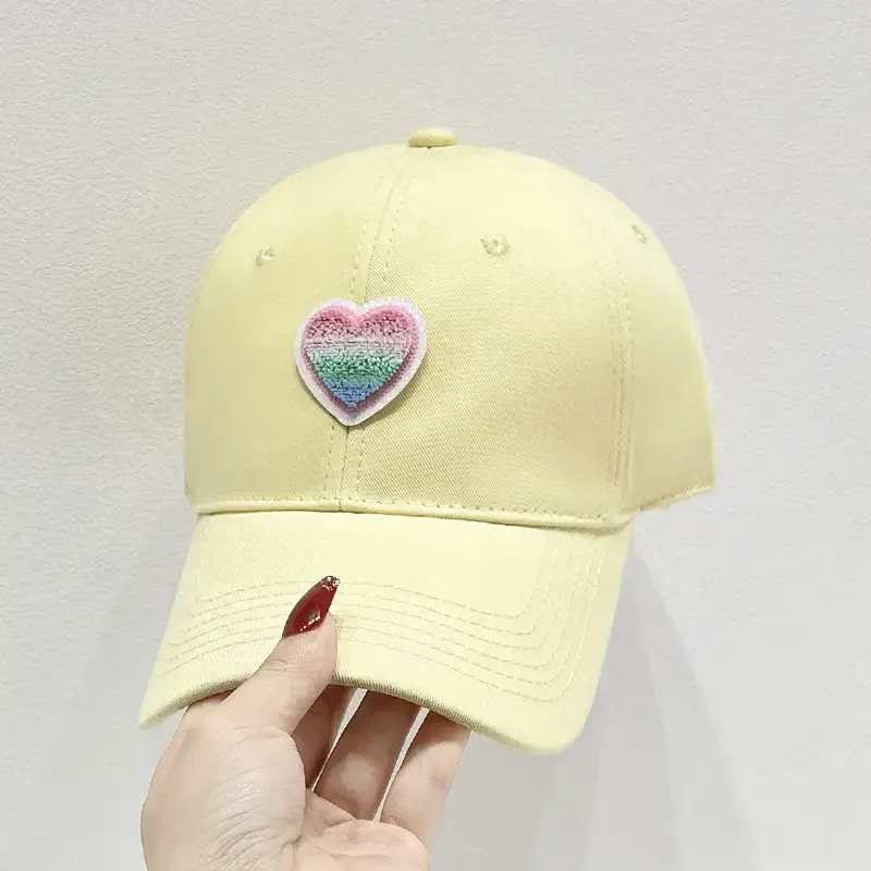 Women's White Heart Embroidered Baseball Cap - Image 4