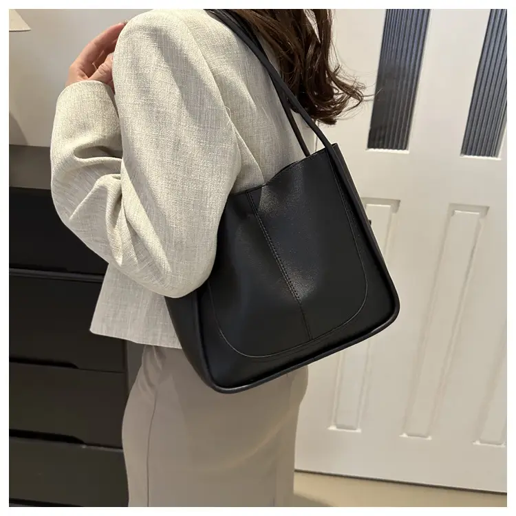Women's Pink Leather Shoulder Bag 2024 Spring New — feature 22