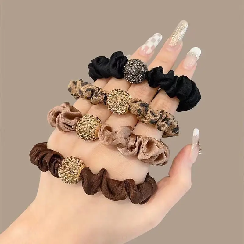 Drilling ball intestine rings [4 pieces in mixed colors]