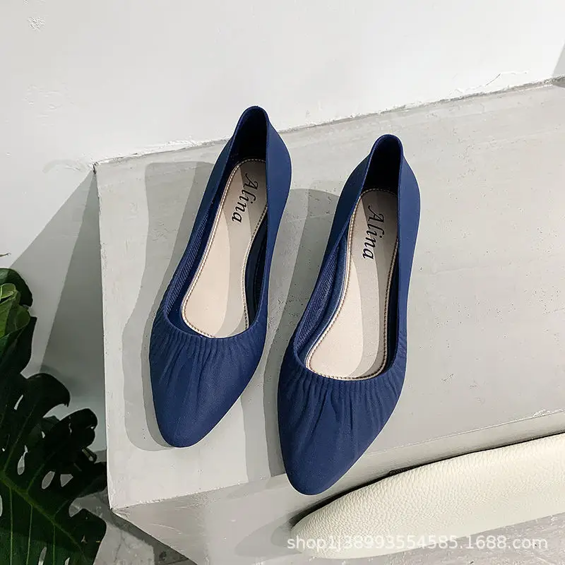 Spring New Korean Pointed Toe Shallow Mouth Sandals Frosted Shoes Wedge Mid-heel Joker Fashion Work Shoes Wholesale - Image 4