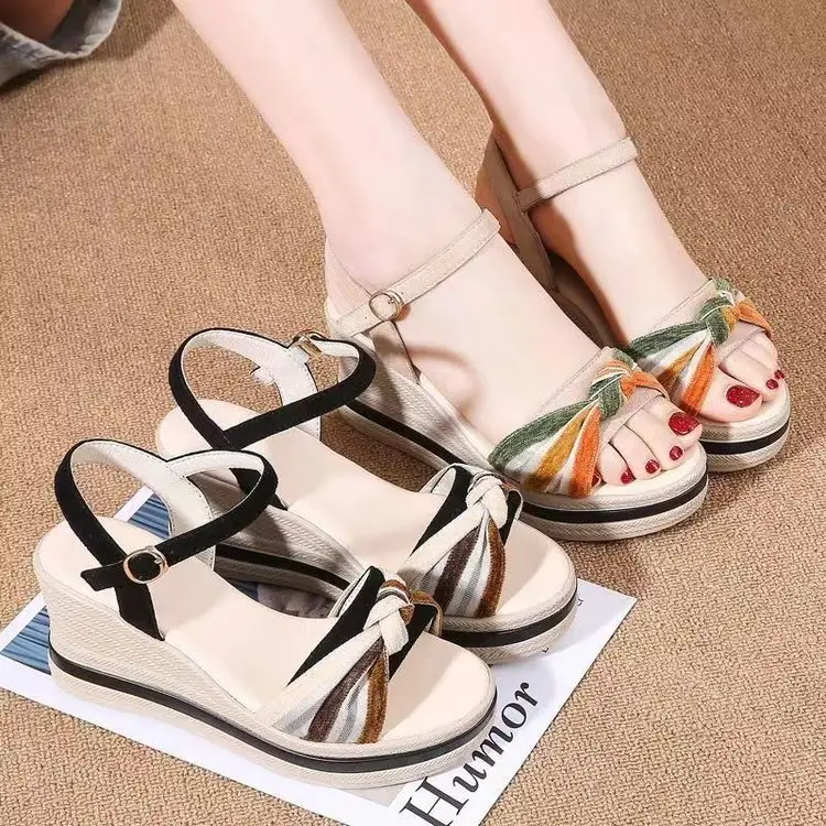 Leather Wedge Sandals Women's 2025 Summer New All-match Buckle High-heeled Thick Sole Increased Casual Outer Wear Sandals - Image 5