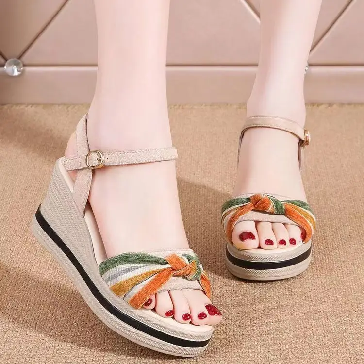 Leather Wedge Sandals Women's 2025 Summer New All-match Buckle High-heeled Thick Sole Increased Casual Outer Wear Sandals — feature 8