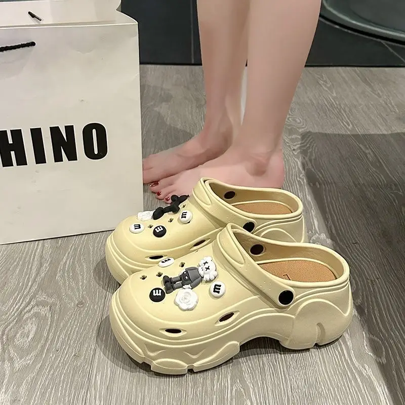 Summer Cute Cartoon Croc Shoes for Women Outdoor Wear High Heels Thick Soled Small Size Increased Heels Eva Sandals and Slippers — feature 2