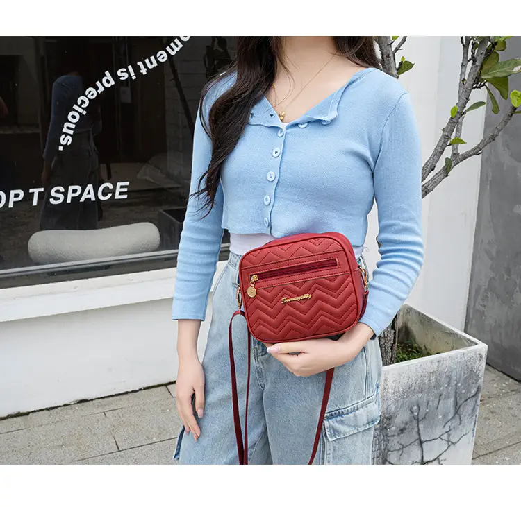 White Water Ripple Embroidered Crossbody Bag for Women — feature 16