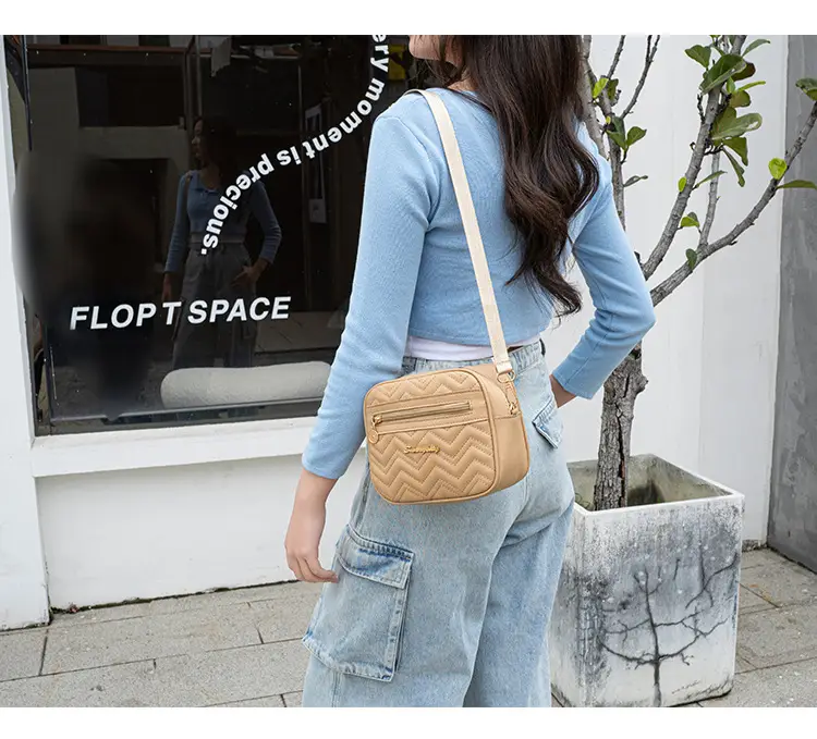 White Water Ripple Embroidered Crossbody Bag for Women — feature 19