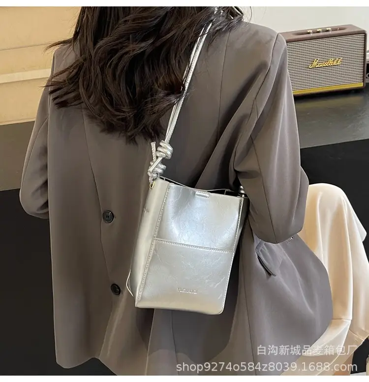 Pink Leather Crossbody Bag for Women 2026 — feature 16