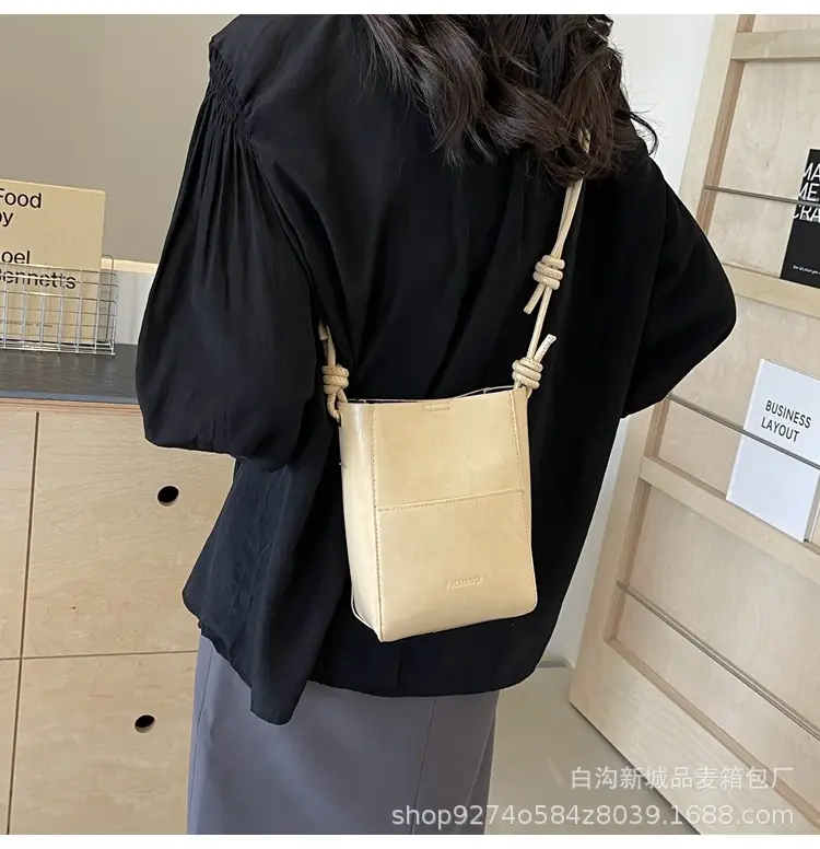 Pink Leather Crossbody Bag for Women 2026 — feature 28