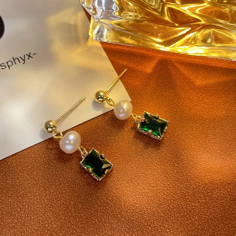 Copper Plated Green Zircon Pearl Earrings