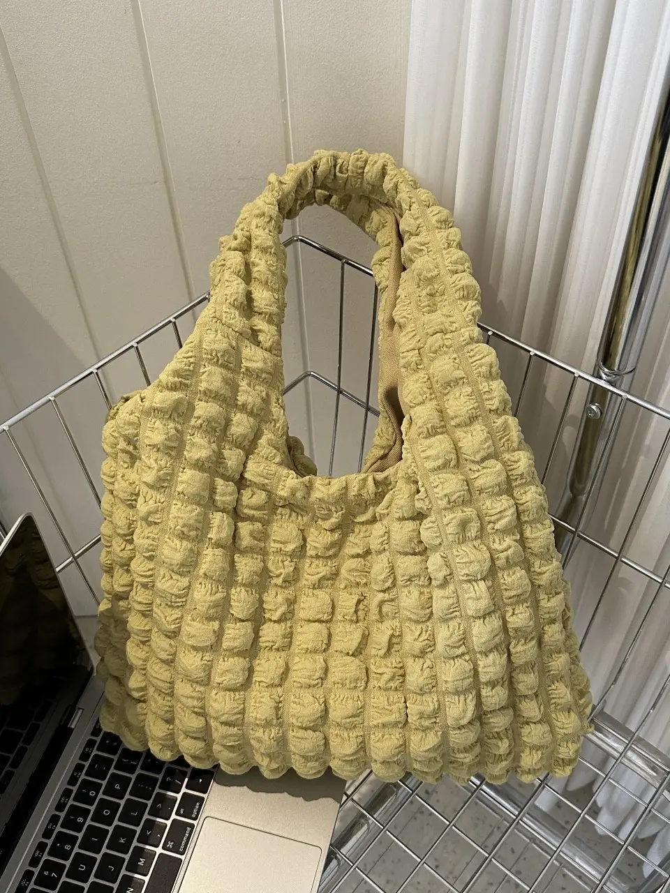 Black Pleated Shoulder Bag for Women - Image 8