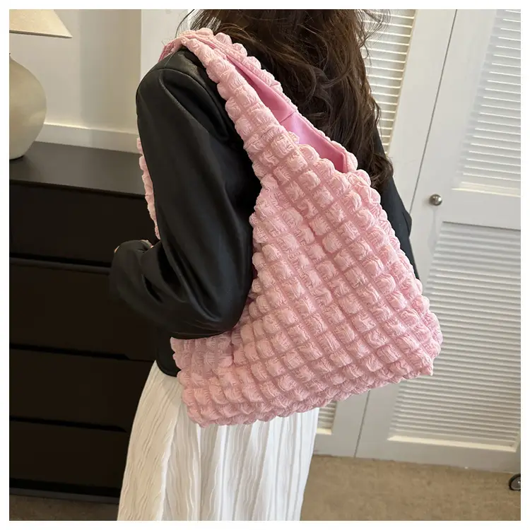 Black Pleated Shoulder Bag for Women — feature 43