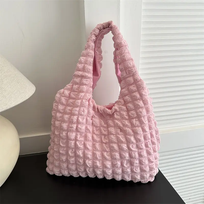 Black Pleated Shoulder Bag for Women - Image 3