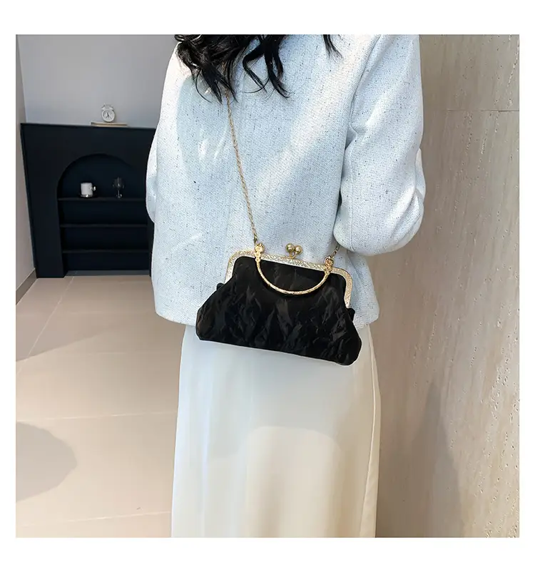 Black Velvet Gentle Lock Shoulder Bag for Women — feature 11
