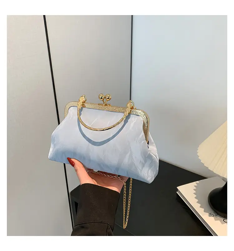 Black Velvet Gentle Lock Shoulder Bag for Women — feature 25