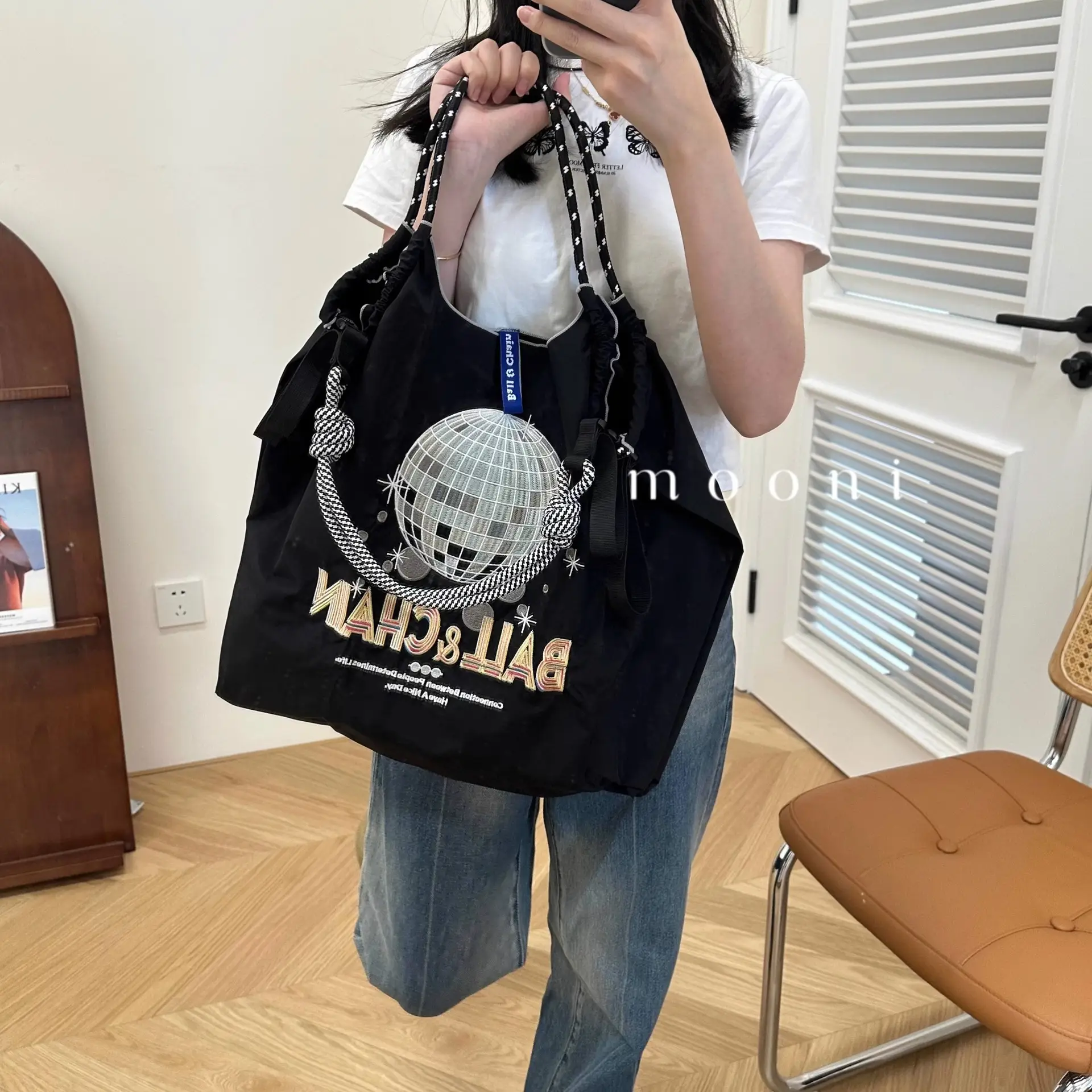 Green Embroidered Shoulder Bag for Women — feature 11