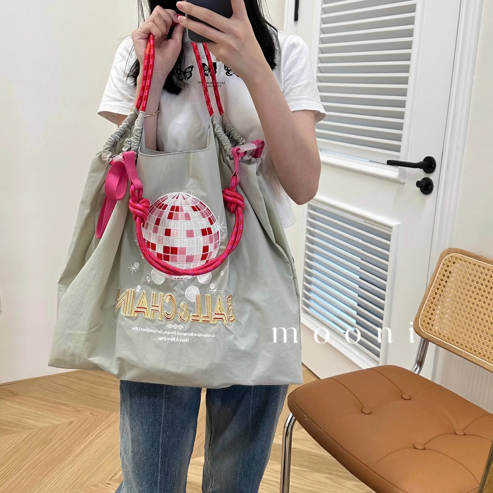 Green Embroidered Shoulder Bag for Women — feature 12