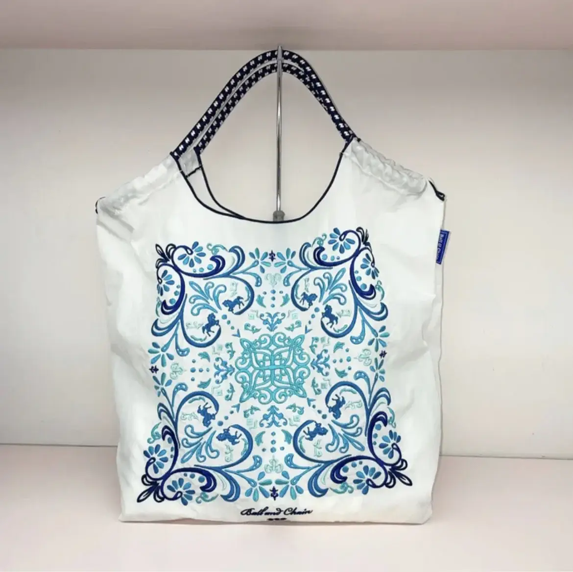 Green Embroidered Shoulder Bag for Women - Image 62