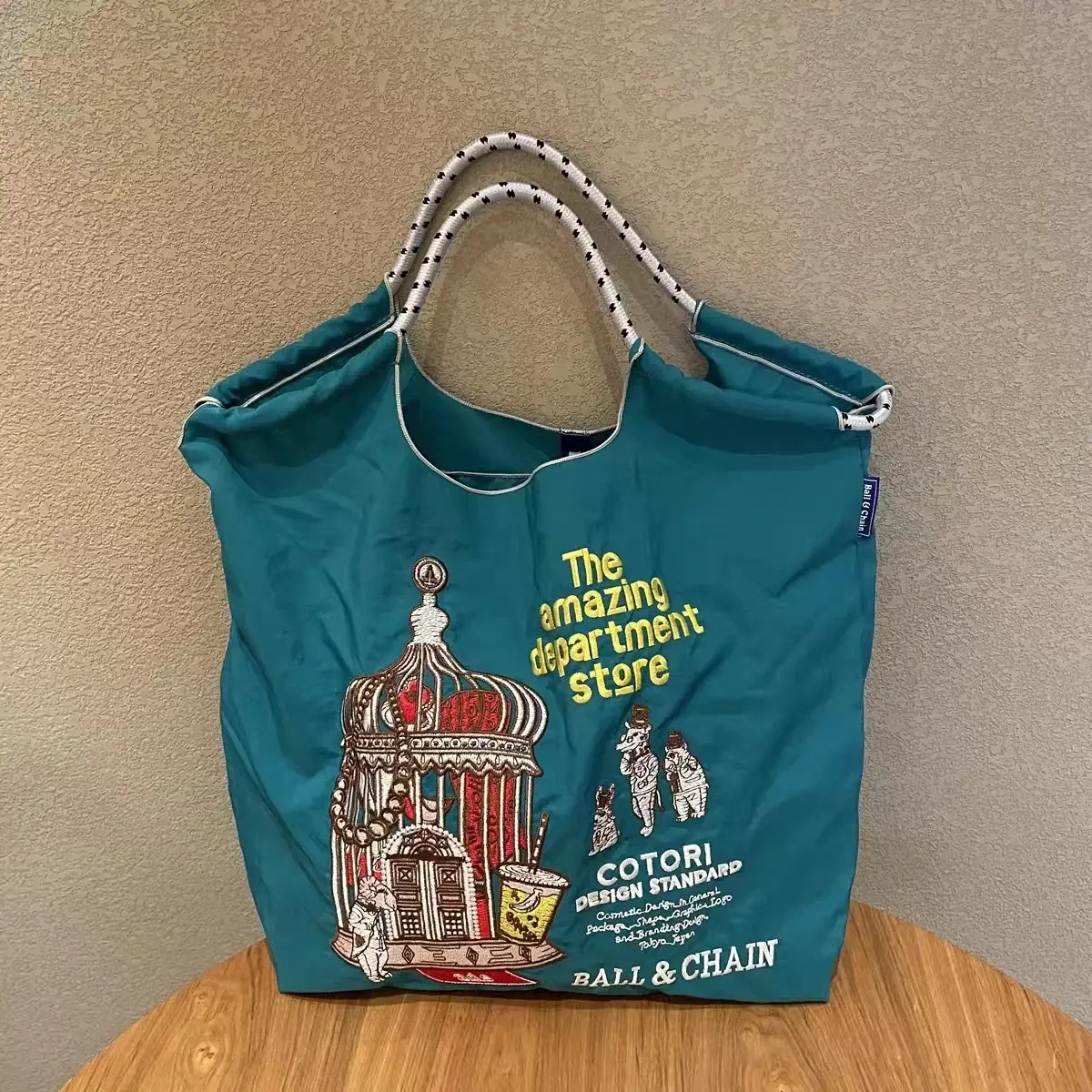 Green Embroidered Shoulder Bag for Women - Image 86