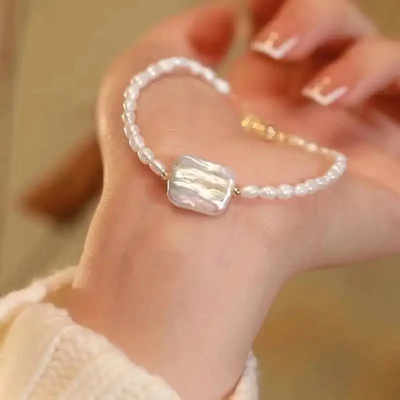 Freshwater Pearl Bracelet for Women Square Design - Image 3