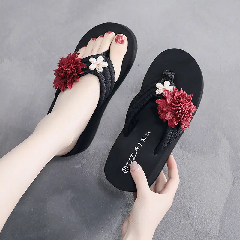 Summer New Internet Celebrant Flower Women's Flip-Flops Fashionable Thick-soled Beach Sandals and Slippers for Outer Wear Non-slip Vacation Slippers - Image 5