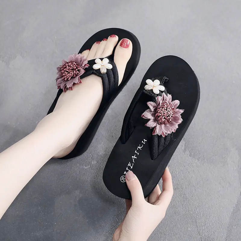 Summer New Internet Celebrant Flower Women's Flip-Flops Fashionable Thick-soled Beach Sandals and Slippers for Outer Wear Non-slip Vacation Slippers - Image 6