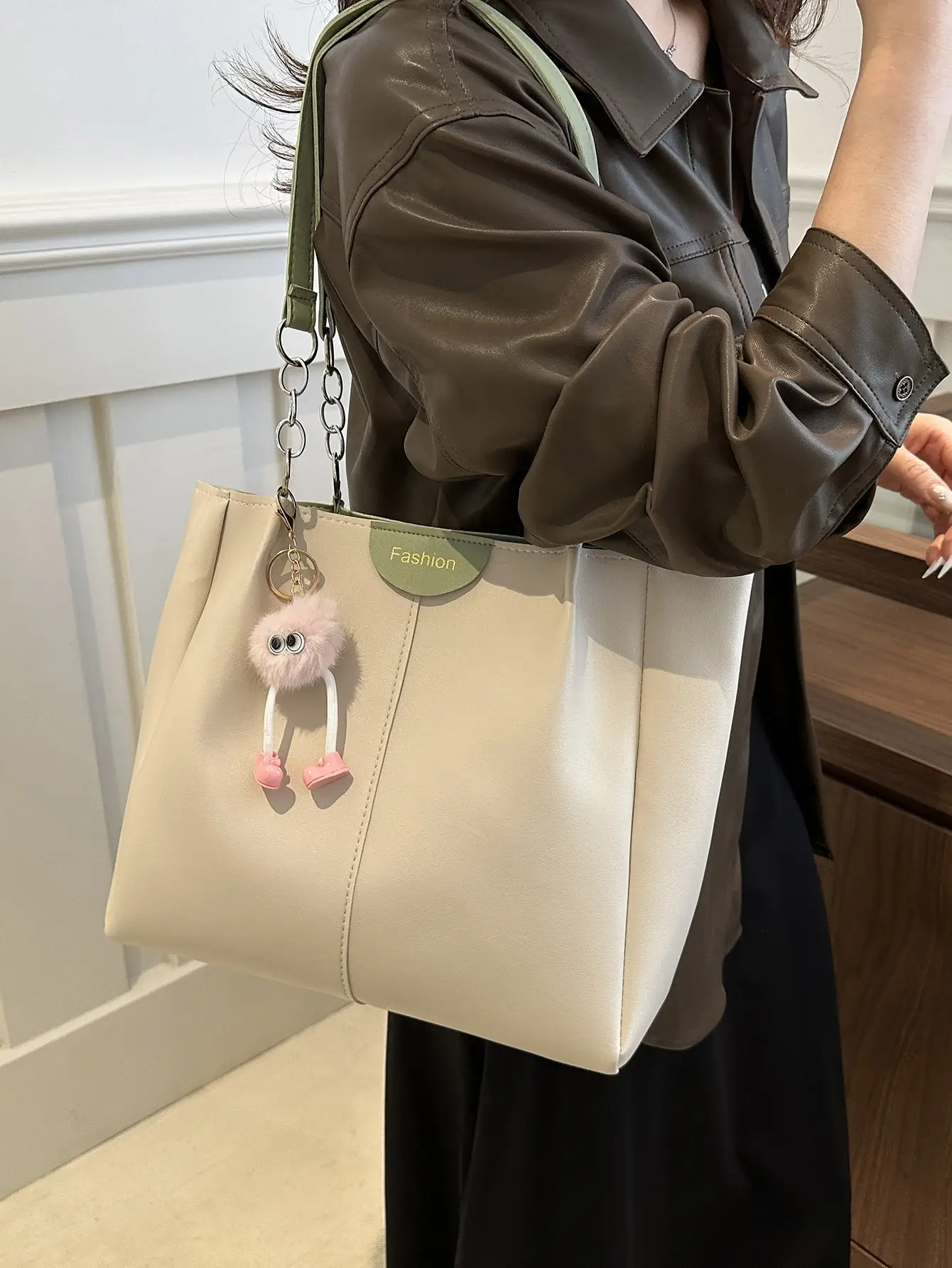 Women's Large Capacity Shoulder Bag Beige 2024 - Image 6