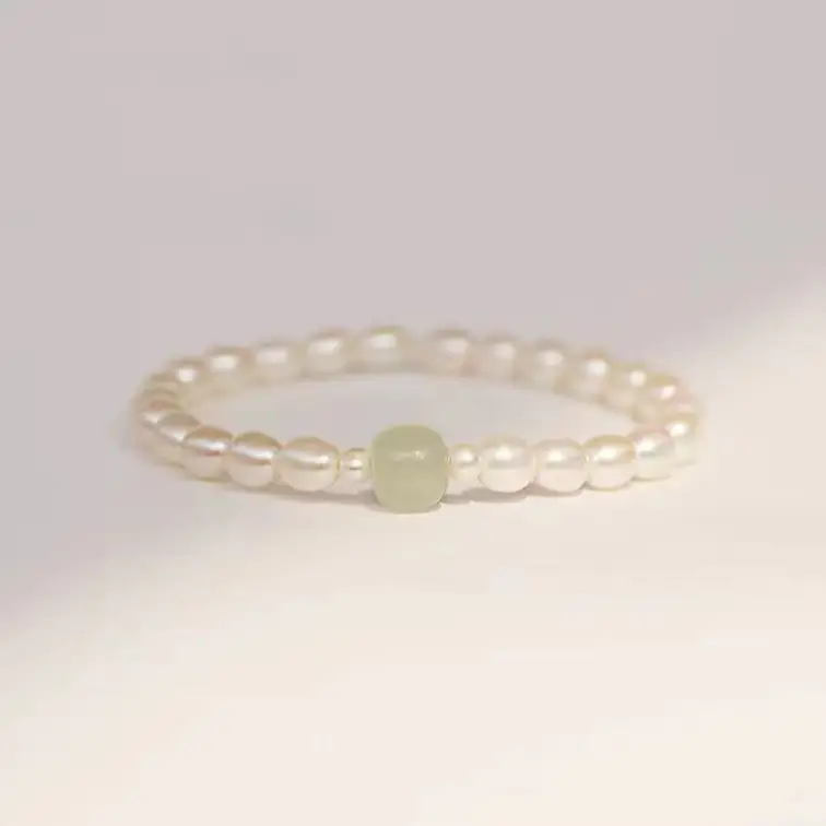 Freshwater Pearl Bracelet for Women's Elegant Summer Wear