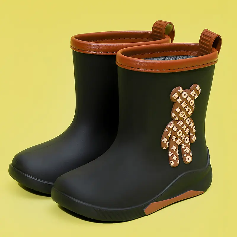 Japanese-Style Children's Rain Boots Thickened Non-Slip Outdoor Wear for Girls Students Baby Cute Bear Rain Shoes Women's Fashion Water Shoes - Image 2