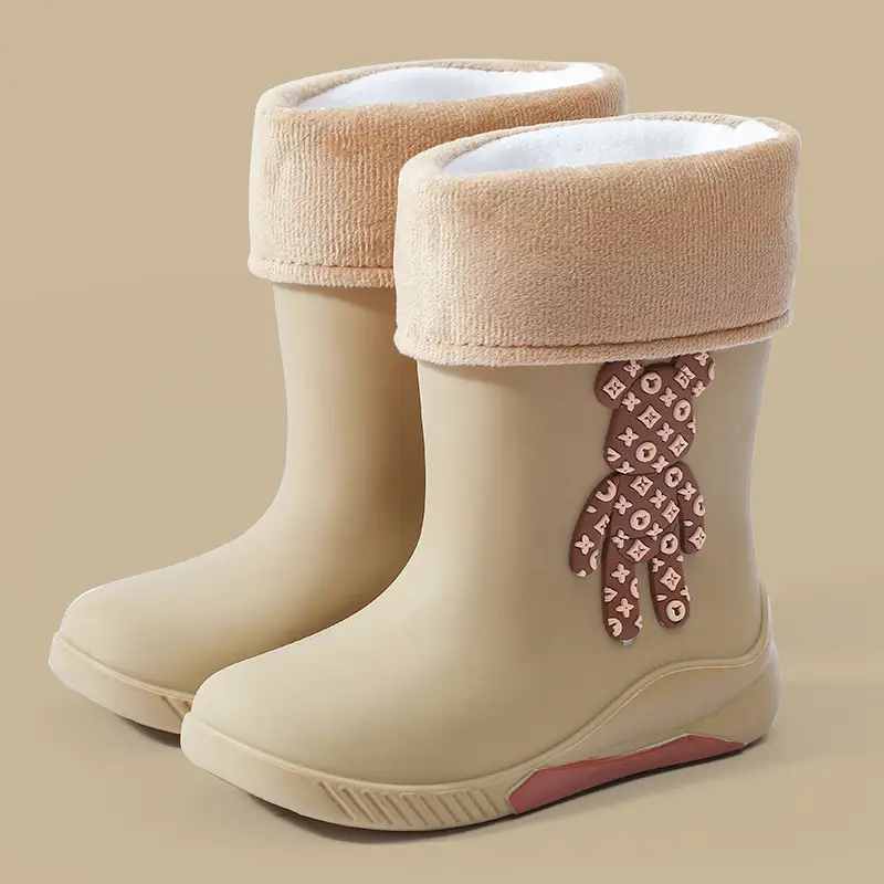 Japanese-Style Children's Rain Boots Thickened Non-Slip Outdoor Wear for Girls Students Baby Cute Bear Rain Shoes Women's Fashion Water Shoes - Image 3