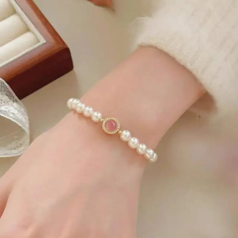 18k Gold Pearl Bracelet for Women - Image 2