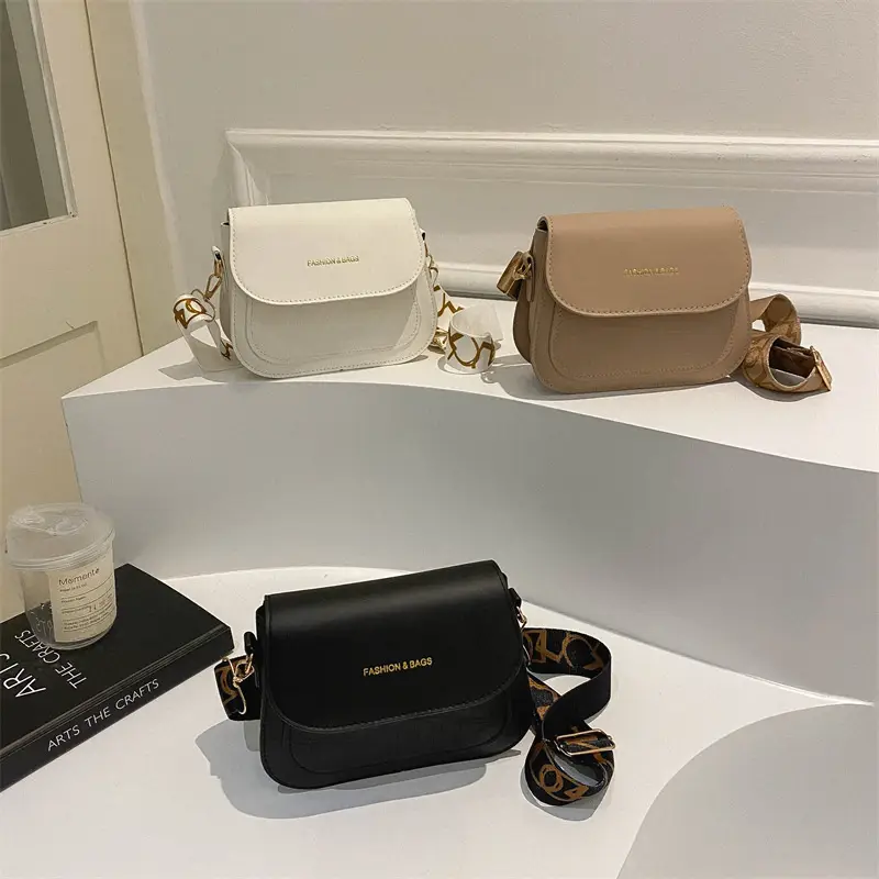 Women's Black Croc Embroidered Crossbody Bag with LV Strap - Image 4