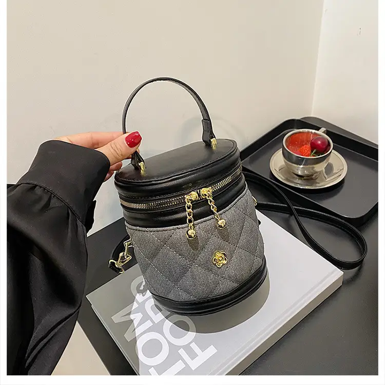 2024 Rhombic Crossbody Bag Women's Rhombic Gold Zip — feature 25