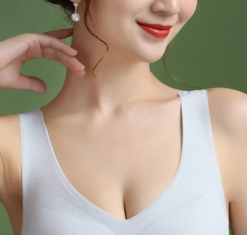 Ultra-thin Ice Silk Underwear Women's Traceless Large Size Breathable Large Chest Sleeping Bra No Rings Gather-up Strapless Summer — feature 11