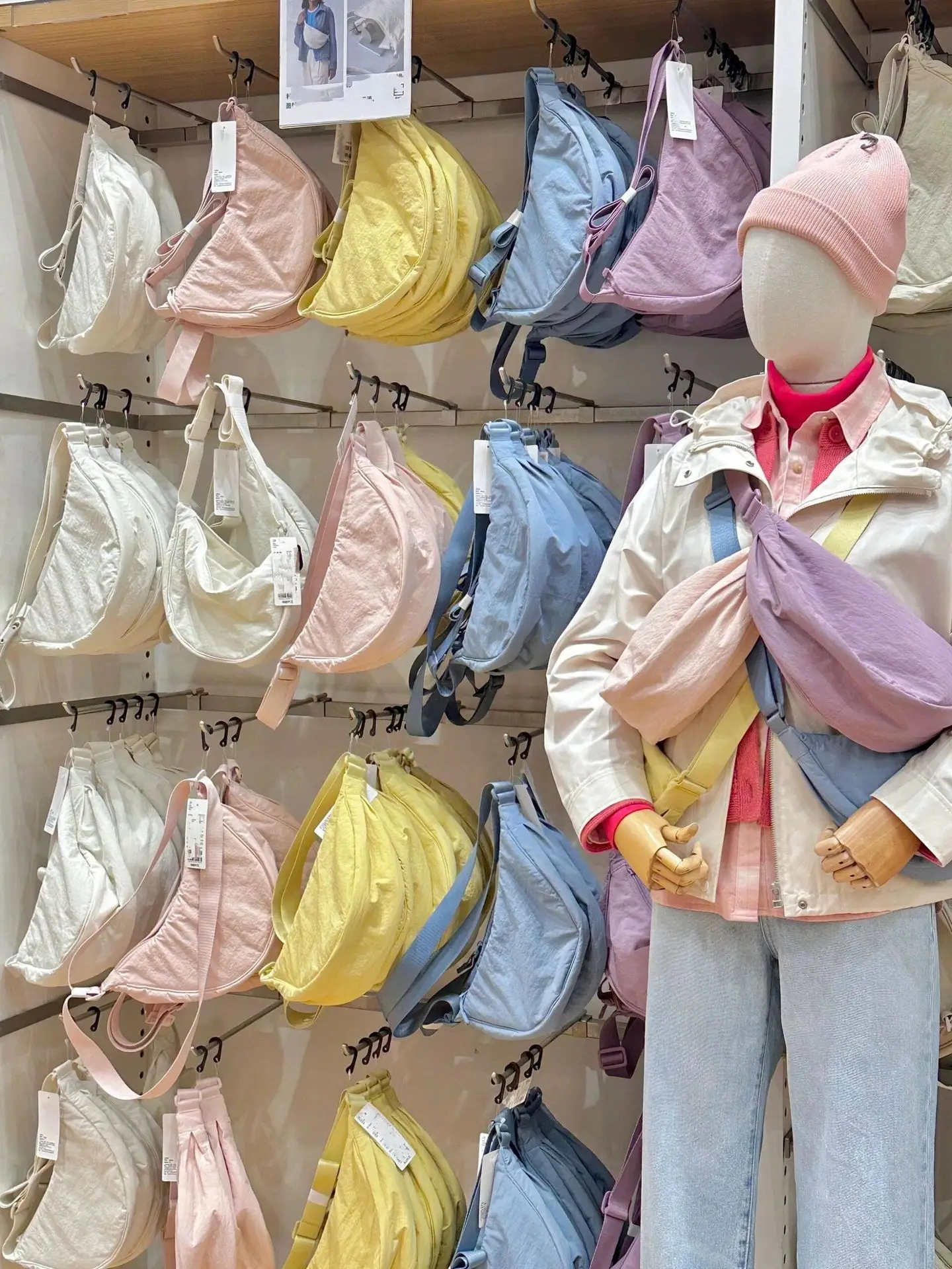 Women's Macaron Color Crossbody Bag Nylon Dumpling Bag - Image 7