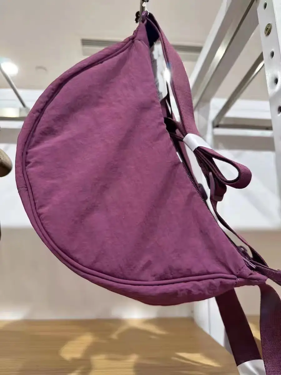 Women's Macaron Color Crossbody Bag Nylon Dumpling Bag - Image 4