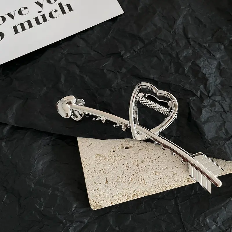 4# Love Clamp