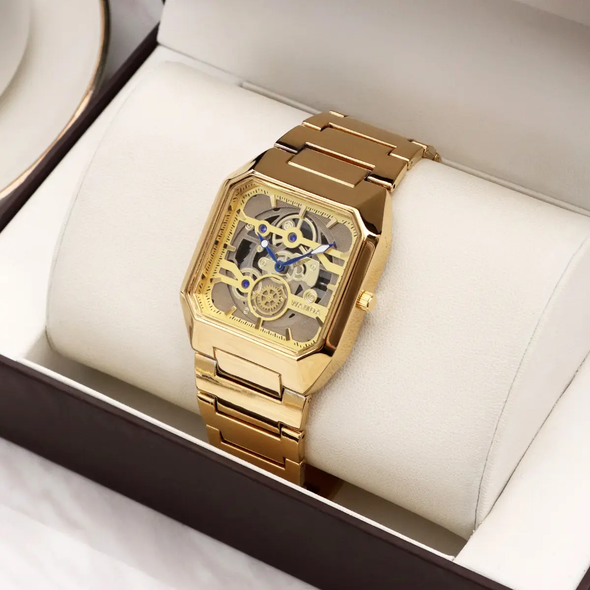 Men's Gold Skeleton Watch with Quartz Movement - Image 8