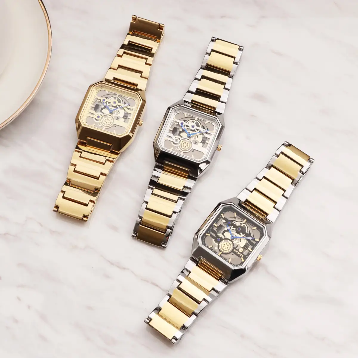 Men's Gold Skeleton Watch with Quartz Movement - Image 9
