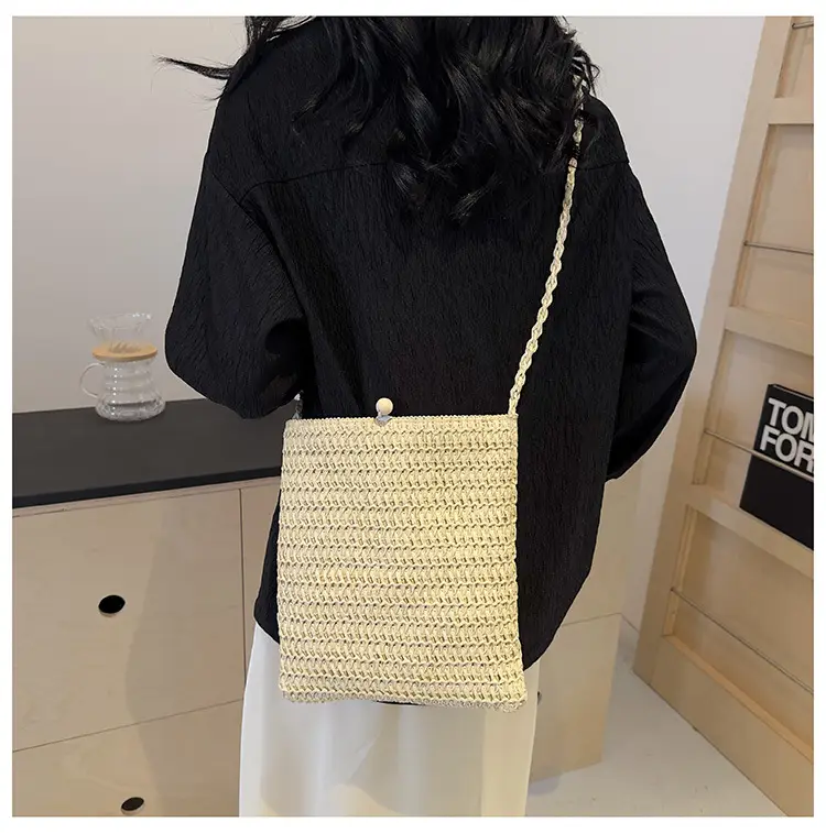 Women Woven Straw Shoulder Bag Large Capacity Beige — feature 14