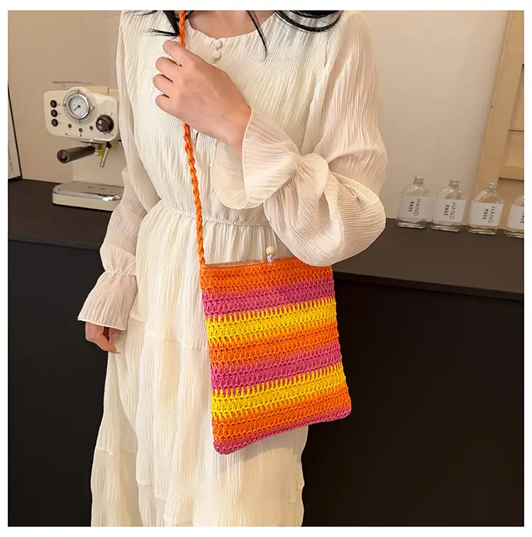 Women Woven Straw Shoulder Bag Large Capacity Beige — feature 9