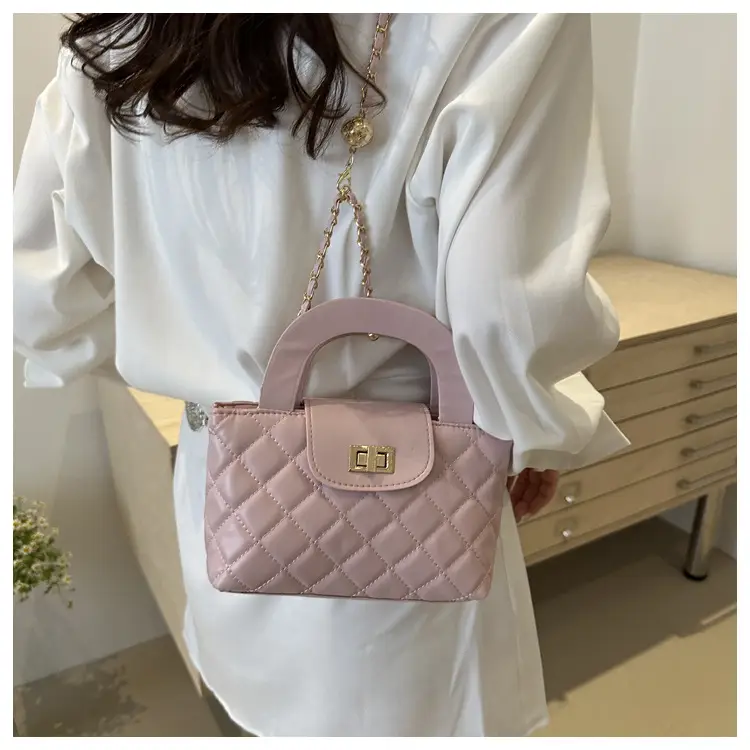 Pink Rhombic Chain Embroidery Shoulder Bag for Women — feature 14