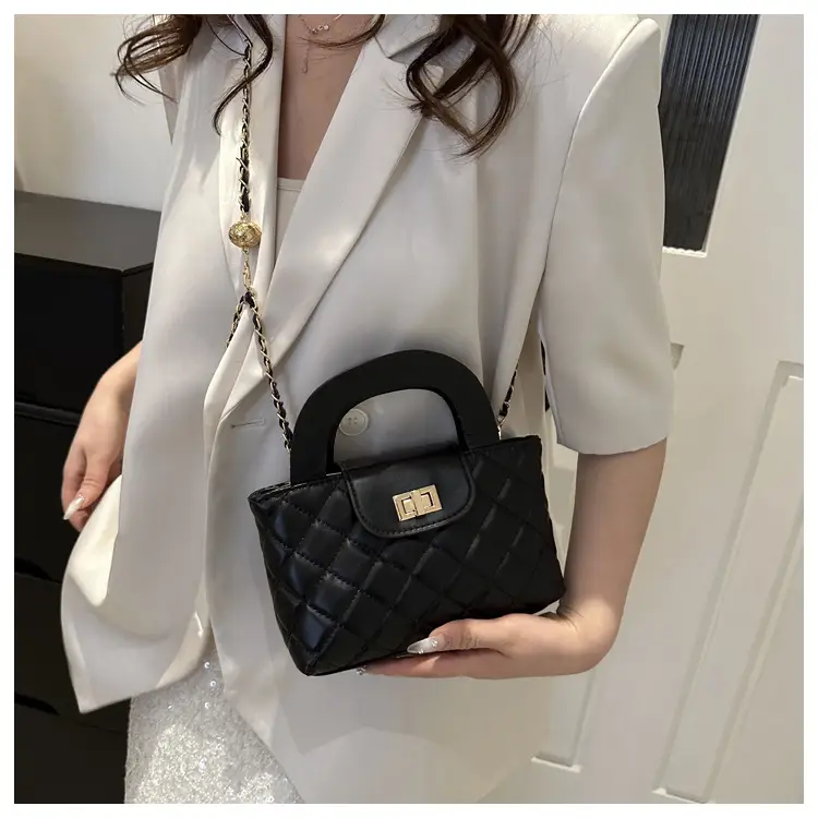 Pink Rhombic Chain Embroidery Shoulder Bag for Women — feature 16