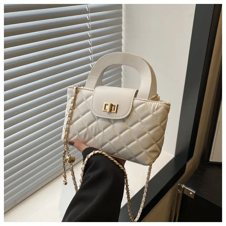 Pink Rhombic Chain Embroidery Shoulder Bag for Women - Image 2