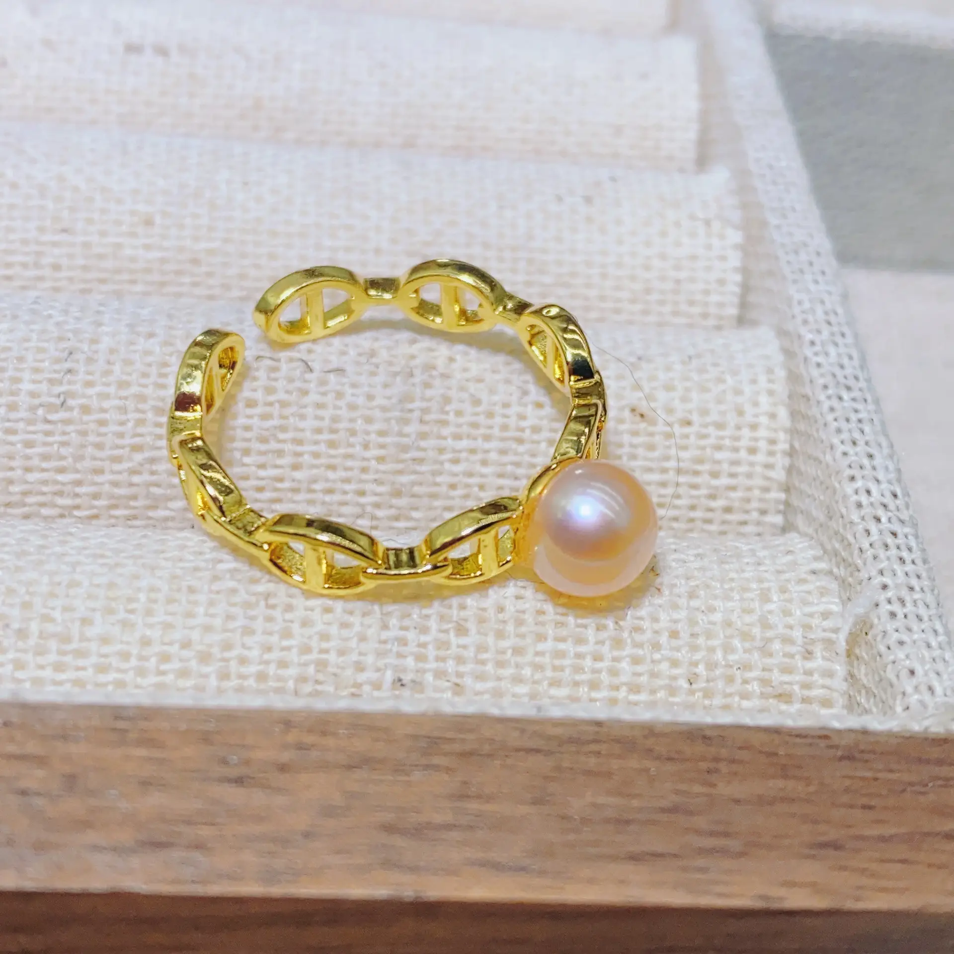 18K Gold Plated Pearl Ring Adjustable Female Niche Design — feature 5