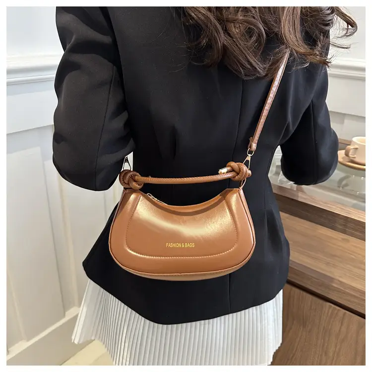 2024 New Style Saddle Bag Women Retro Shoulder Crossbody — feature 11