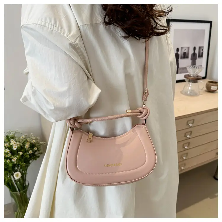 2024 New Style Saddle Bag Women Retro Shoulder Crossbody — feature 16