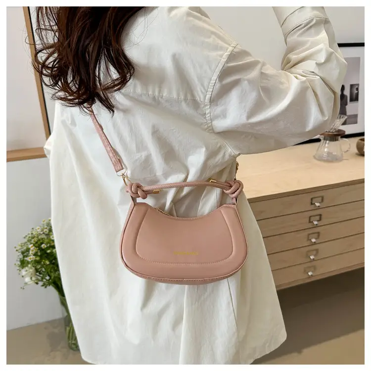 2024 New Style Saddle Bag Women Retro Shoulder Crossbody — feature 17