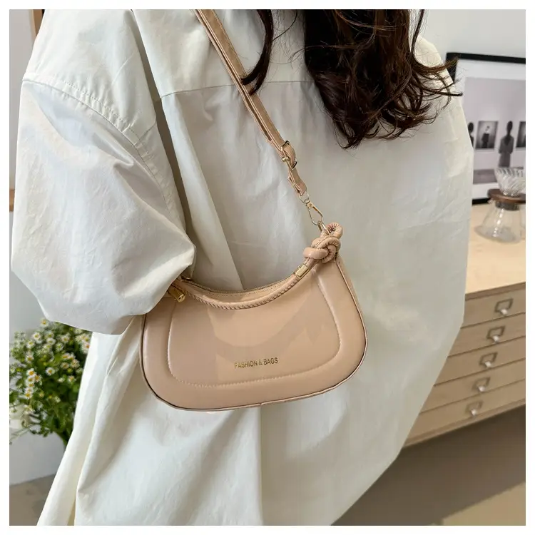 2024 New Style Saddle Bag Women Retro Shoulder Crossbody — feature 20