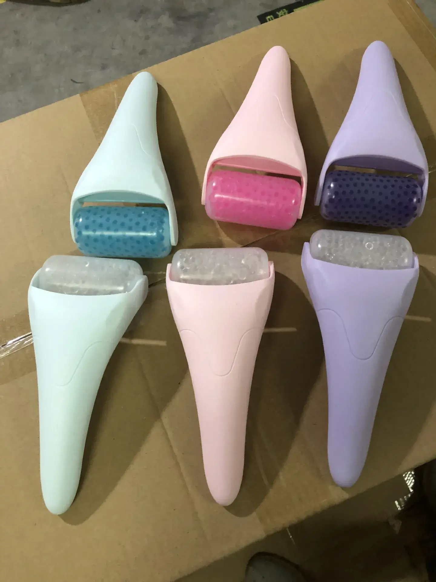 Ice Roller Face Massage Cold Applicator Green — feature 6